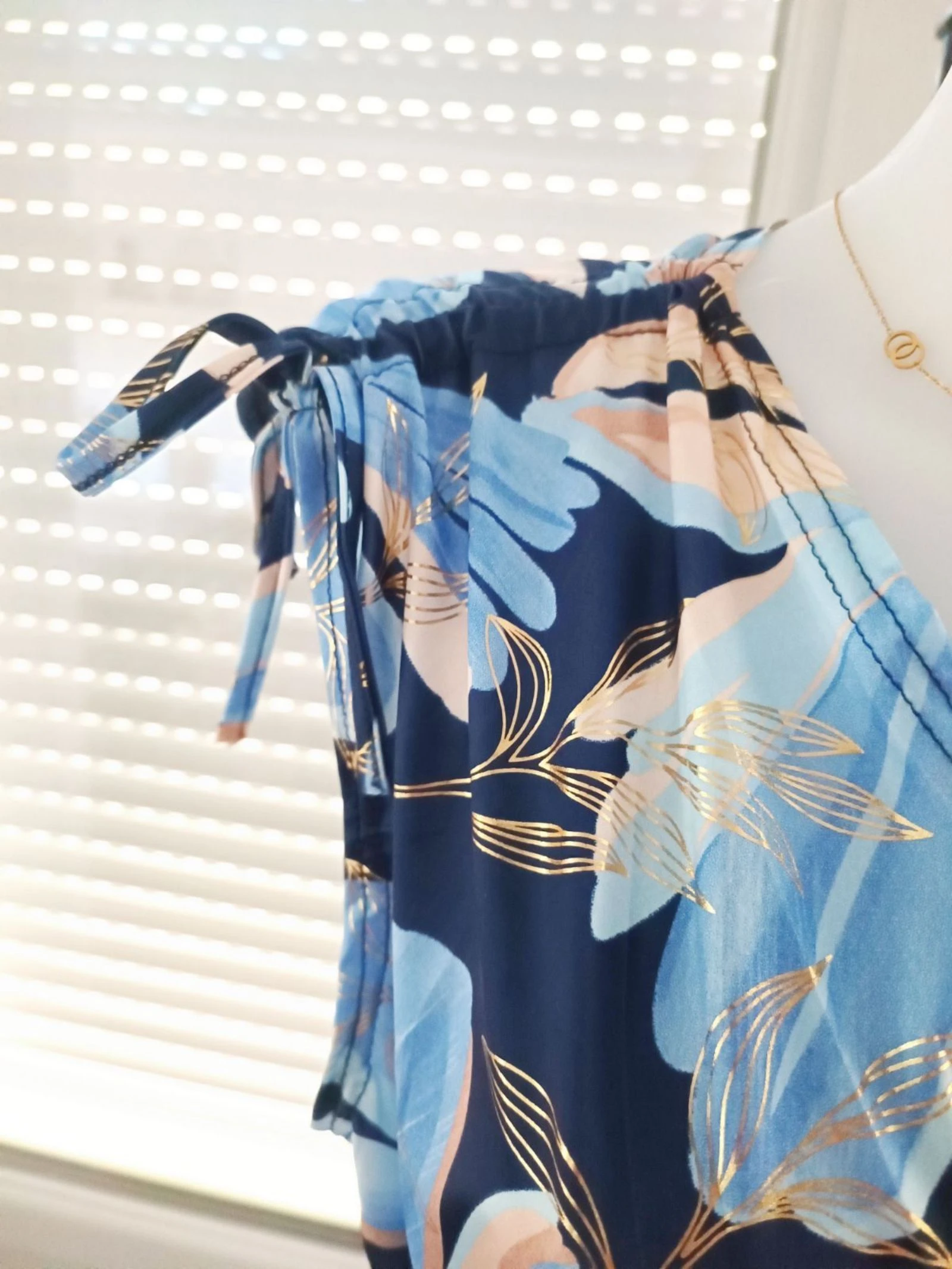 Robe magique marine ciel beige dorée  – photo 3